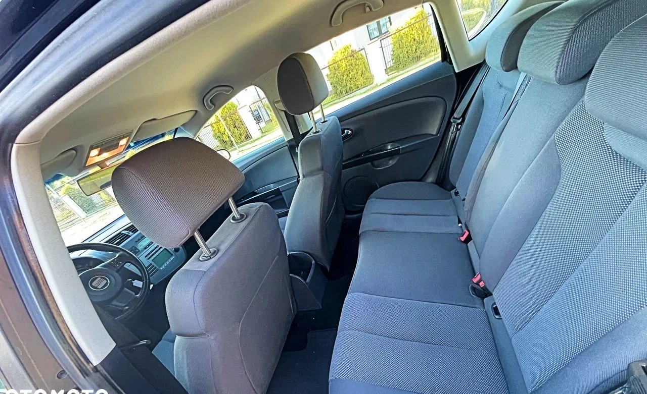 Seat Leon cena 15900 przebieg: 185264, rok produkcji 2007 z Piła małe 407